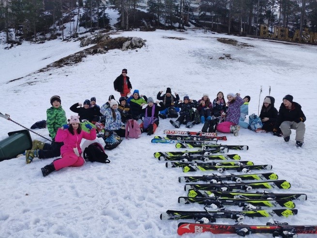 Škola skijanja za učenike 6-ih razreda           Prva sedmica VI-1